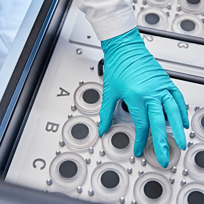 Umicore announces pCAM EV battery supply agreements with CNGR and Eco&Dream